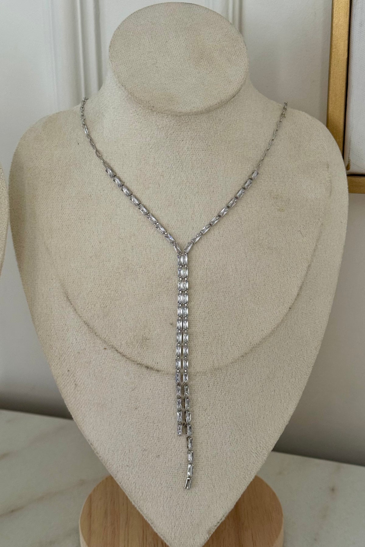 Soiree neck 9