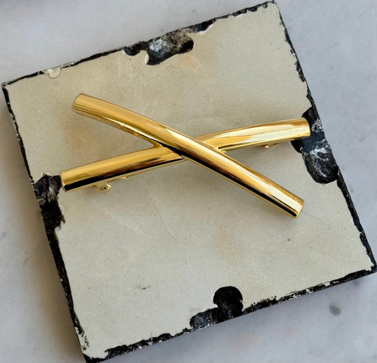 Crossed Hair Clips