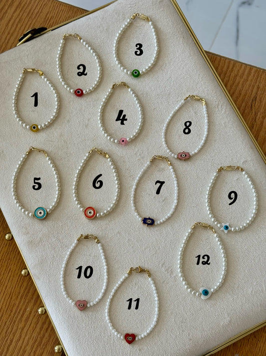 Lucky Eye Pearl Bracelet