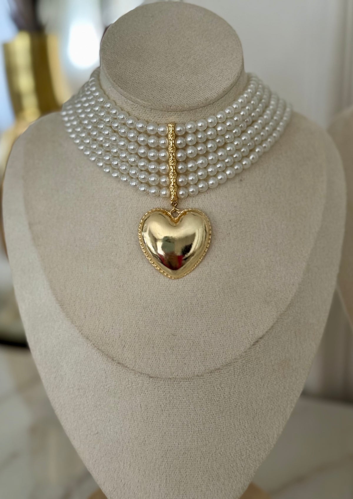 Amora Pearl Necklace
