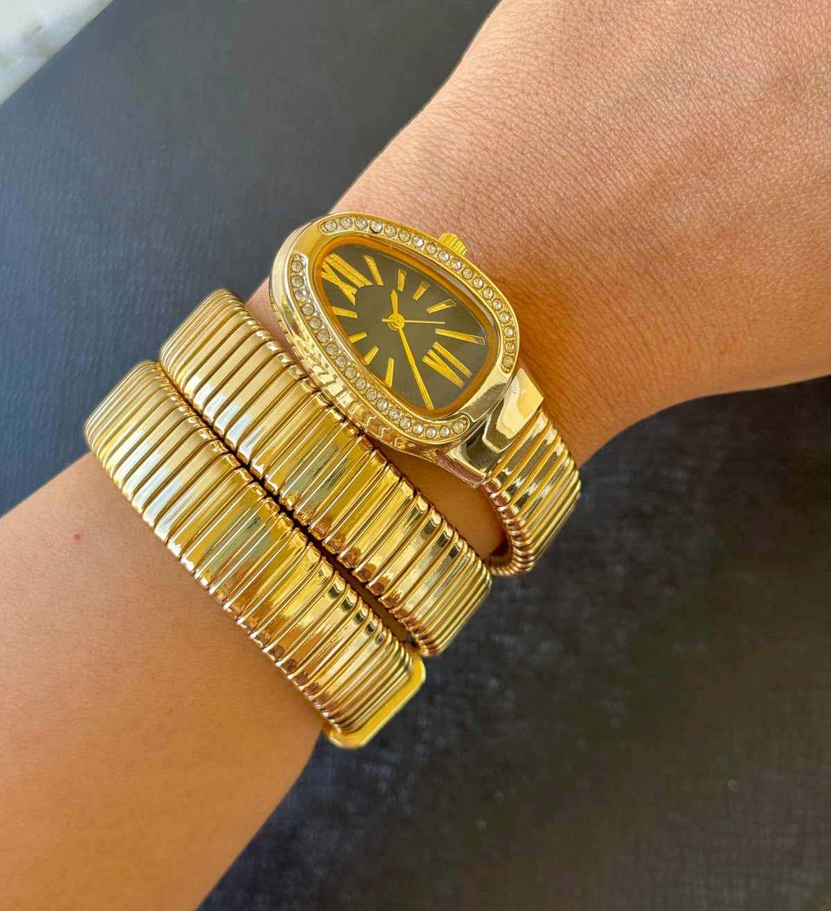 Amoria Watch