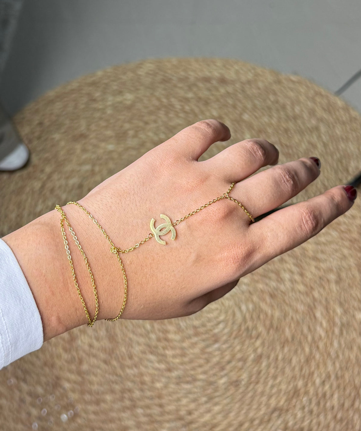 Hand Chain-1