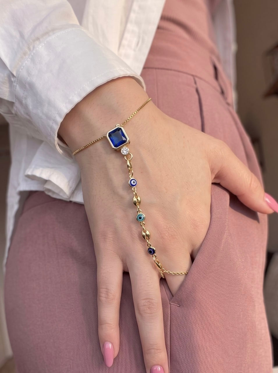 Hand Chain-10