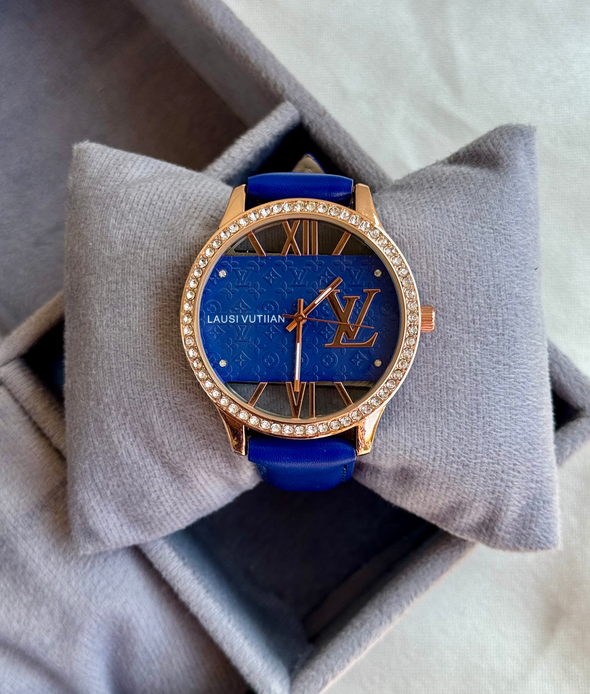 Luxe Crystal Watch