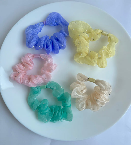 Scrunchie-32