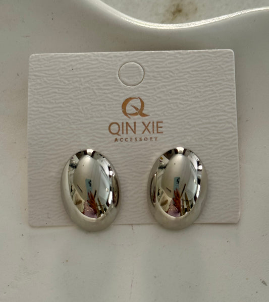Oval Dome Earrings