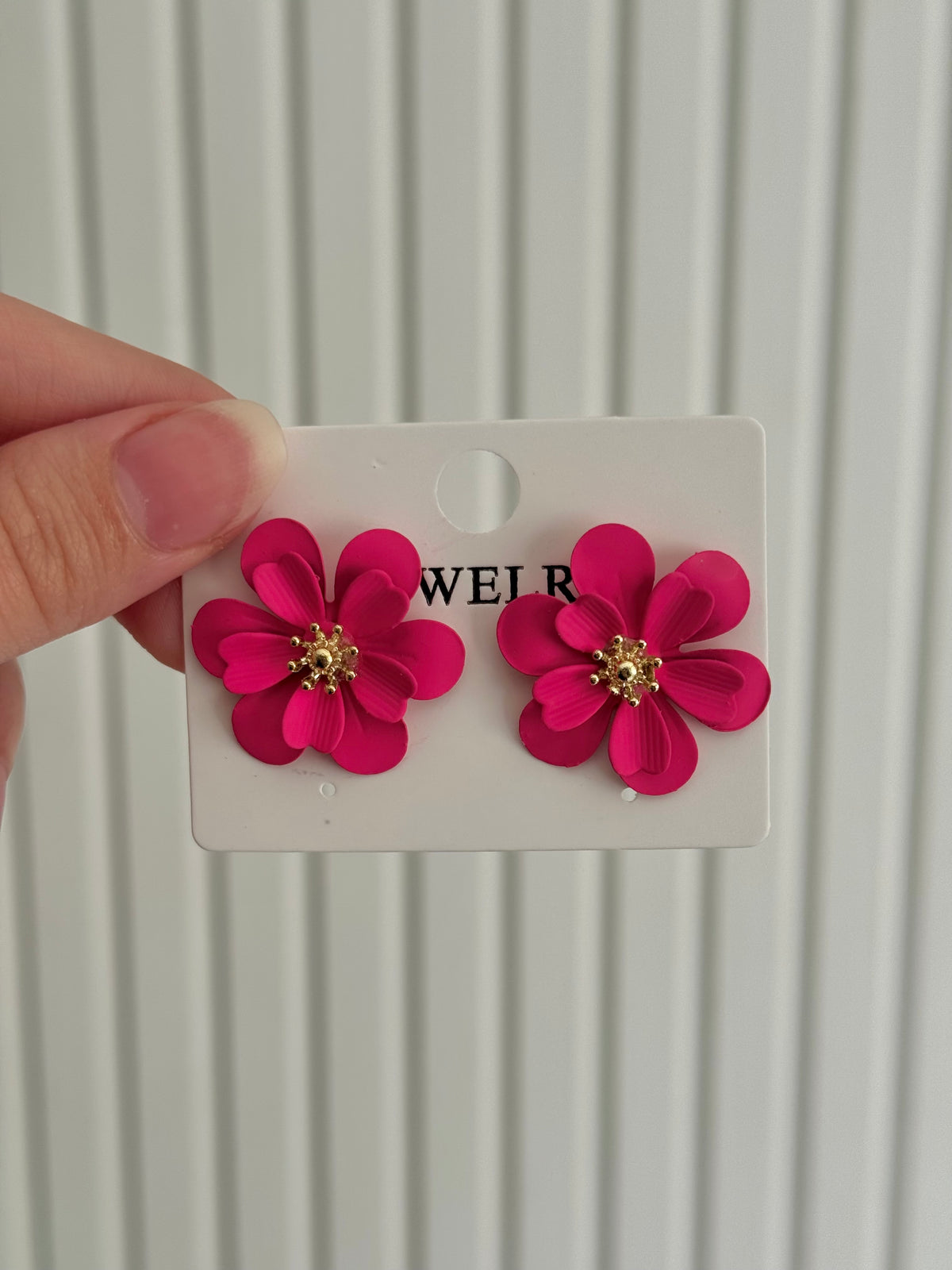 Loop Petal Earrings